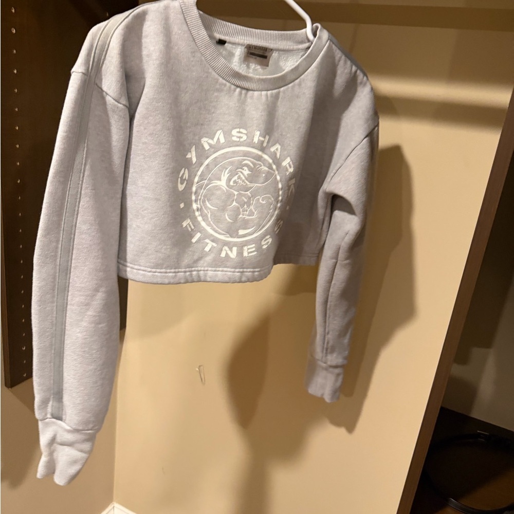 Gymshark Light Gray Sweatshirt - Picture 2 of 4